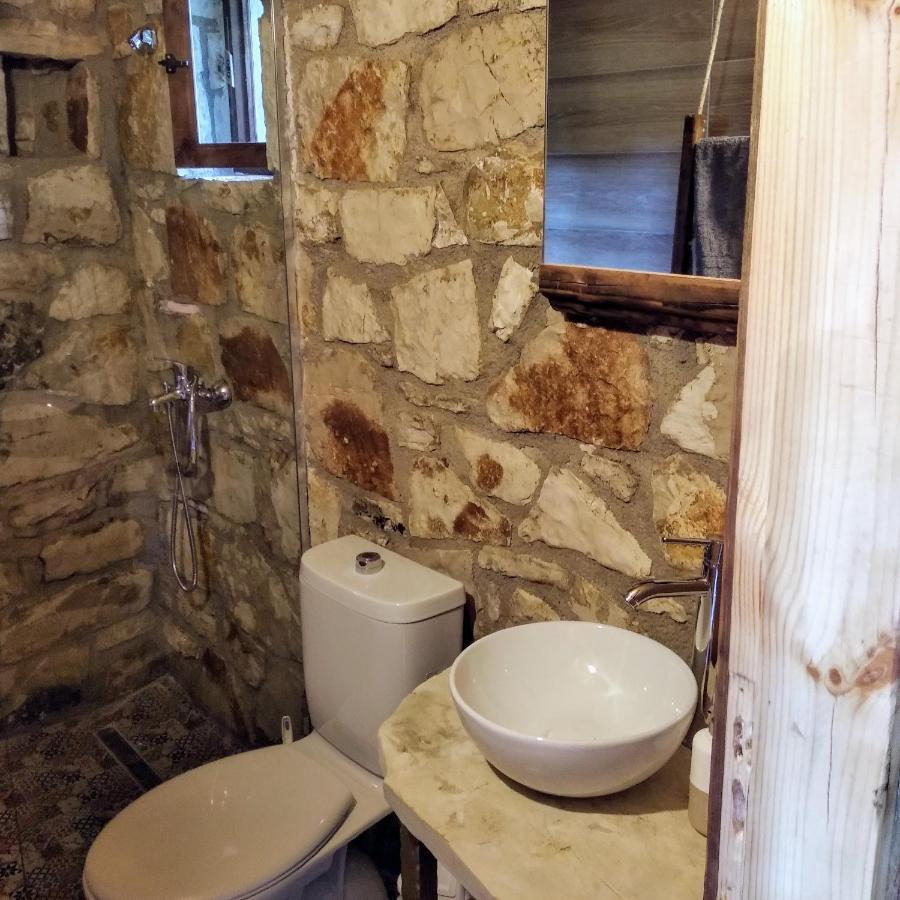Filoxenia - The Place Of Experience Himare Exterior photo